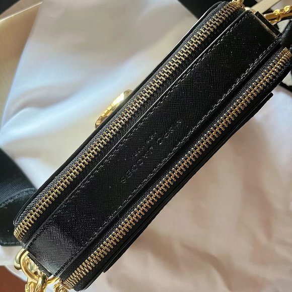 Marc Jacobs Snapshot Crossbody - Picture 5 of 5